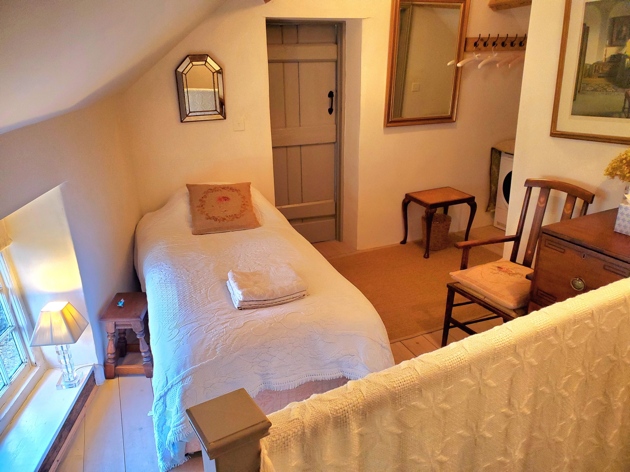 Carters Cottage Single Bed 1